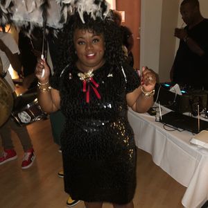 Meet your Posher, Danyelle